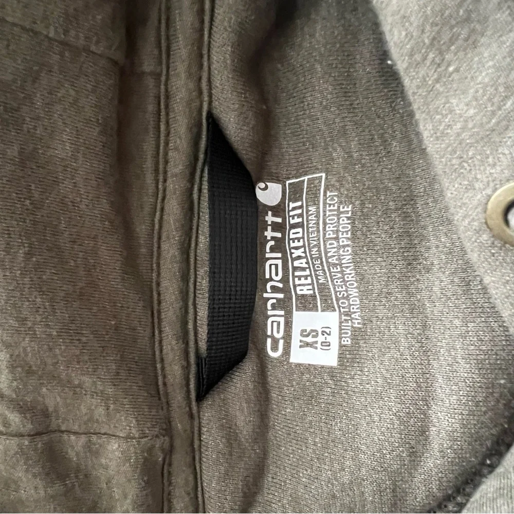 Women’s Carhartt Relaxed Fit Midweight Logo Graphic Hoodie - Picture 3 of 7